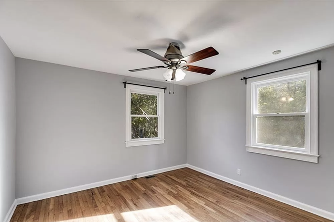Bedroom for Rent - $975/MONTH BEDROOM OPEN IN 3B/2B HOUSE IN DECATUR ALL UTILITIES INCLUDED