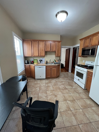 Kitchen - **ONLY 1/2 BROKER FEE** Gorgeous 3 Bedroom & 1 Bathroom Apartment