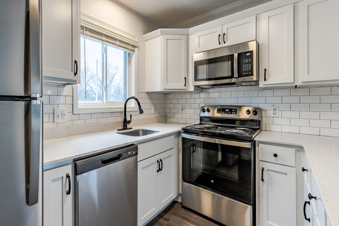 Kitchen - Victory Apartments