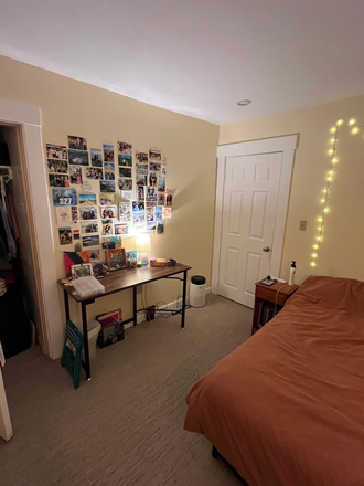 Available bedroom - looking for 3rd Roommate in Charlestown Apartments