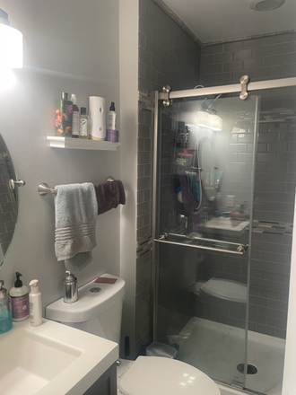Master Bath - Crieff Rd - Close to campus House