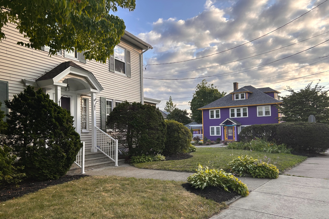 Outside Street View - Ridge Street House