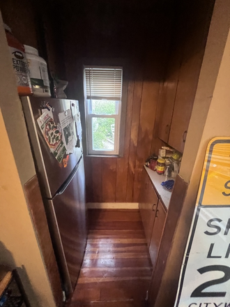 Part of kitchen (fridge and more counter space) - Summer sublet Duplex