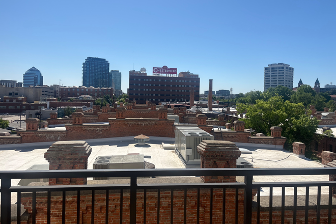 Patio - 2 Bedroom/2 Bath Solis Apartment on Main Street