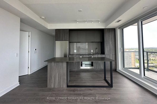 kitchen - 1 bedroom available in a 3 bed 2 bath apartment in Regent park