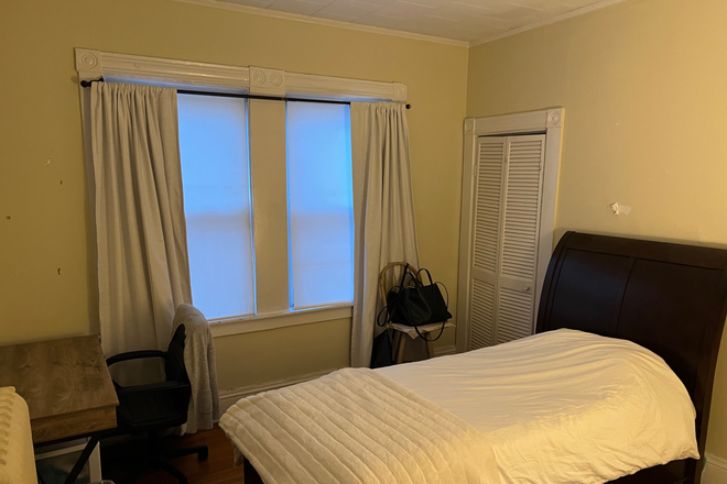 bedroom available for rent - 665 Columbia Rd Unit 2 Apartments