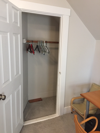 Smaller Room Closet - Fully Furnished Spacious Rooms Townhome