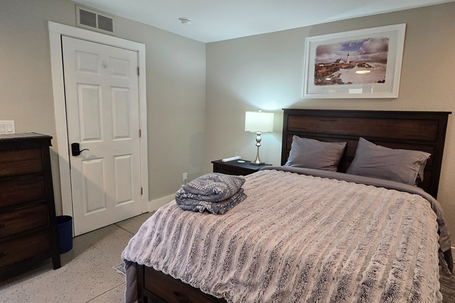 Bedroom - Fully Furnished Bedroom with Utilities/Essentials Included, Only 5 miles to Anschutz House