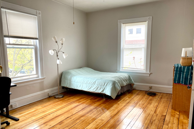 Bedroom - Lovely Furnished Room for Female Graduate Student. Utilities Included.
