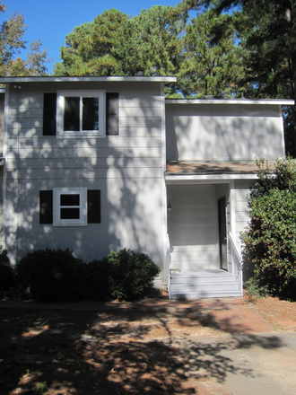 End Unit Private Townhome park in front door - Private Townhome in North Raleigh
