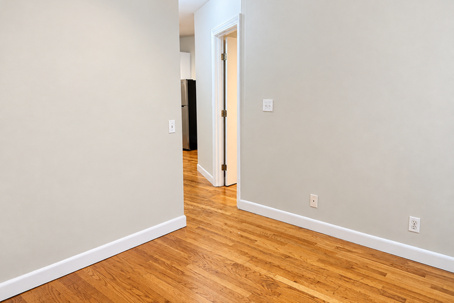 1 - Value 2 bed Beacon Hill Close to Campus No Fee Avail now or 10-1 Apartments