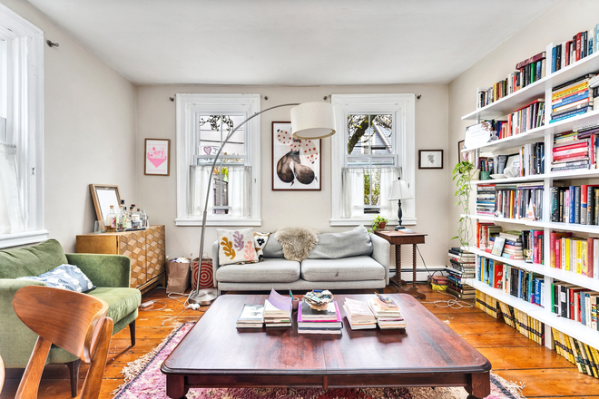 Living Room - Sunny one bedroom available August 1 Triplex