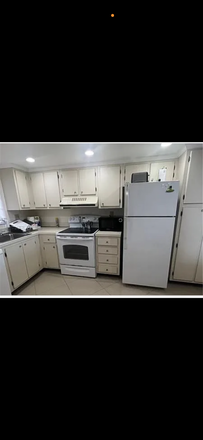 Kitchen - Apartment Right In Front of NSU