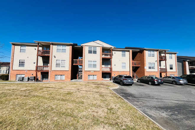  - 2 Bedroom 1 Bathroom Condo