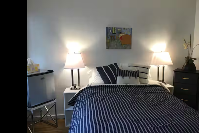 Bedroom - Shasta room in house