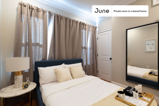 Photo - Private bedroom in 3 bed/1 bath Home