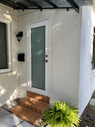 front entrance/ impact doors and windows - Walking distance to UM / Perfect Cozy 1 Bedroom Apt with private entrance