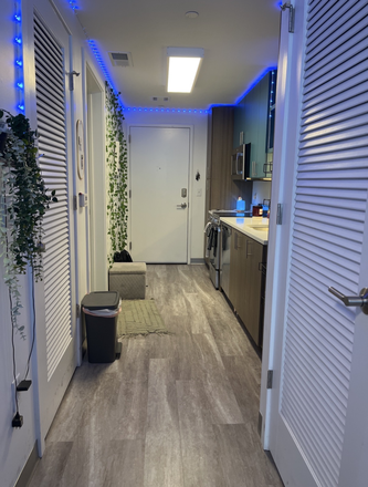 Kitchen - Studio at Union on Knox - Summer Lease Transfer