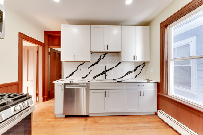 Kitchen - Brand new 3 Bed 2 bath under 5 min walking to JFK Station Apartments