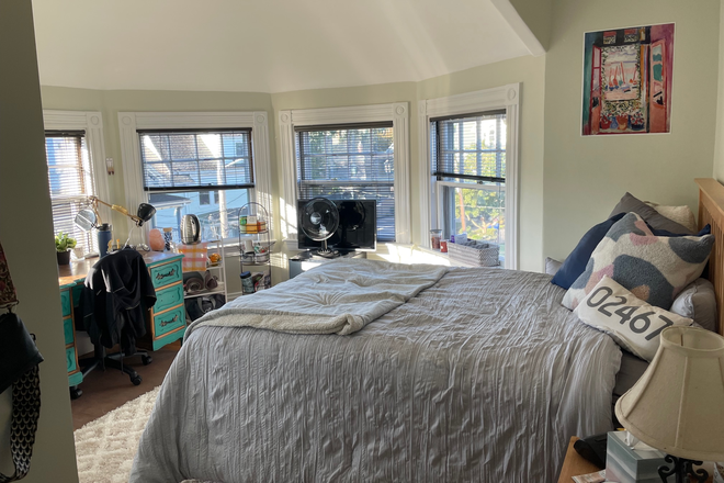 view from doorway - Single Room for rent in Newton Condo