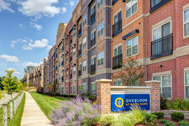 01-Exterior - Overlook at Notre Dame Apartments