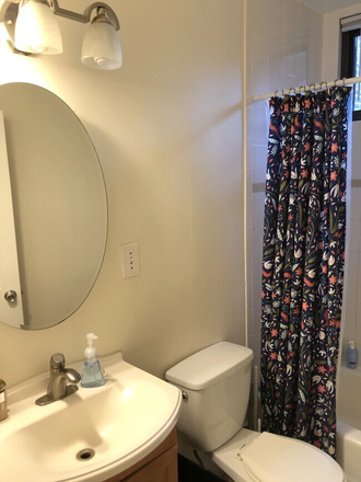 Bathroom - Apartment Close to Campus