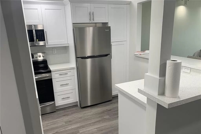 Kitchen 3 - Across the Street from NOVA Medical School Condo