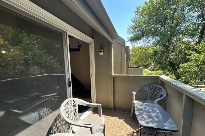 The balcony exterior - Private Rooms in Spacious 1,850 sq. ft. Condo on Foothill Drive ($630-$650)