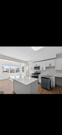 Kitchen - 389 E Hector Street Conshohcken PA Townhome