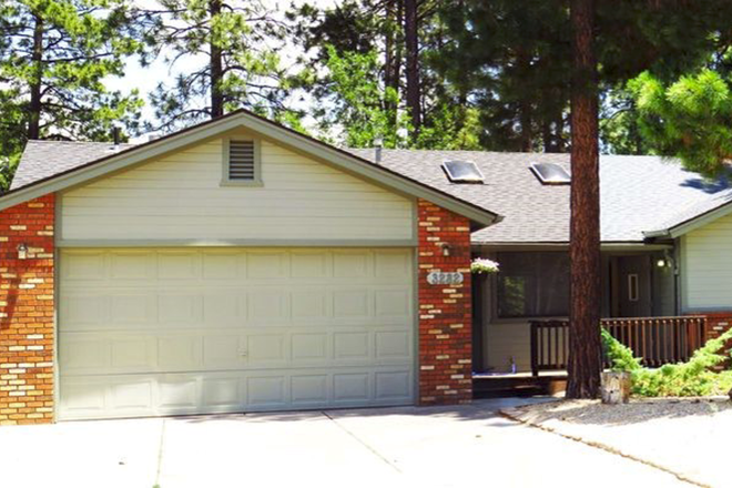 front of house - $850 - Bedroom/bathroom in 3BR/3Bath 1,200 ft2 house available now