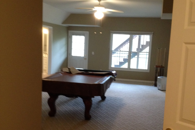 Basement - room available in 4000 sq. ft. house - 1 1/2 miles from campus