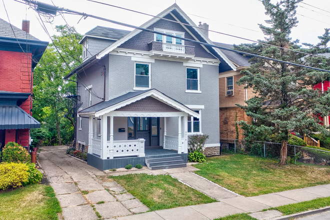 Street View - Newly Renovated House Close to Campus