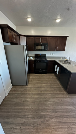 Kitchen - Affordable Lease Takeover Near University of Utah – $600/mo Apartments