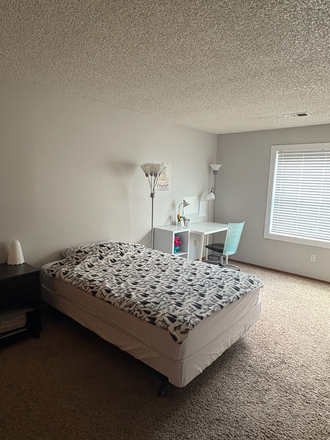 Bedroom - Gold Run Condominiums