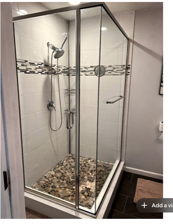 shower - Carriage House for rent