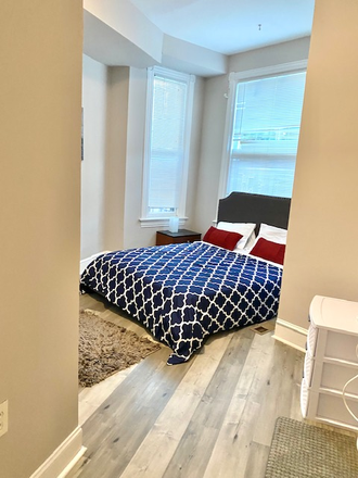 Bed 3 - 5Br/4BHip Bloomingdale/Shaw. Move in ready. 2 master bedrooms and 2 bedrooms with shared bathroom. House