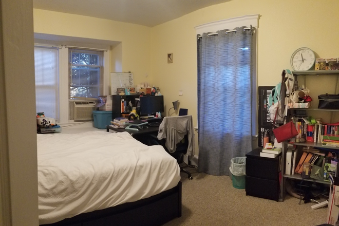 Room 2 - 3 Rooms for Rent Steps from Boston College – $1,500/mo House