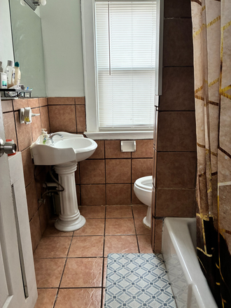 Bathroom - pleasant One room for rent in a quiet neigborhood Duplex