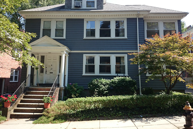 Outside Street View - *SPRING SUBLET 2027* Double/Single Bedroom, 21 Greycliff Rd, House close to campus
