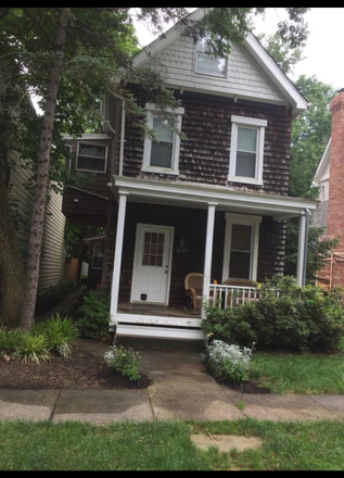 House - 1-Bedroom with fenced yard One mile from Homewood Campus