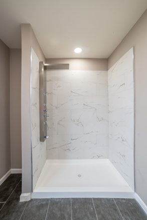 Shower - Spacious and Bright 1 Bed Steps From Campus Apartments