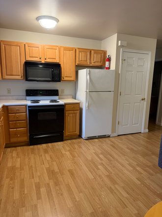 Kitchen - One Bedroom Town House conveniently located close to VLS