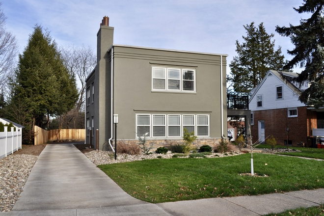 Front - 1 private FURNISHED bedroom in 3 bedroom flat quiet neighborhood almost all utilities included!