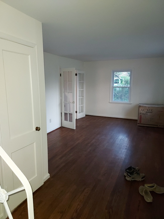 Living room - Single family house close to campus
