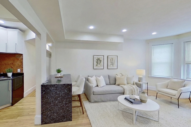 Unit - NEWLY RENOVATED 4 BEDROOM 3 BATH IN BU’S CENTRALS LOCATION AVAILABLE NOW SEPTEMBER 1, 2026!