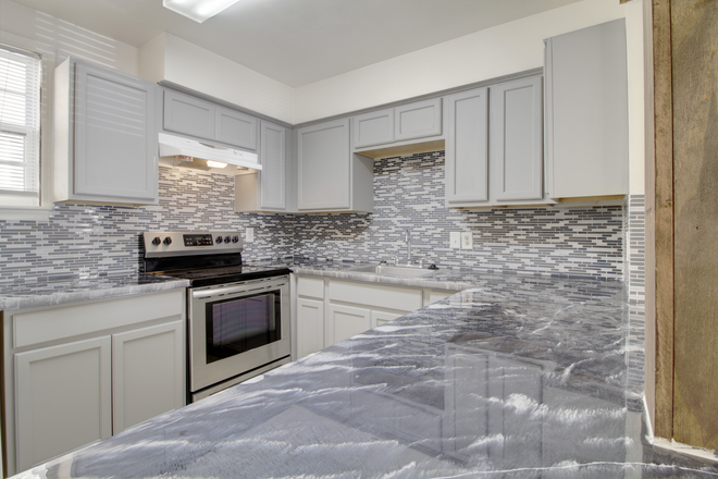 Kitchen - (ODUrent) 1449 West 42nd Street House