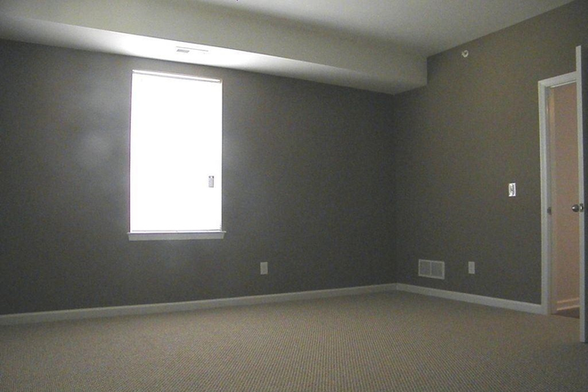 Four Bedrooms - Temple Share - $575/$675 incl. utilities Unfurnished/Furnished Duplex