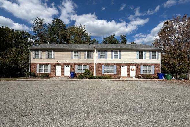  - 2 Bedroom, 1.5 Bath Townhouse
