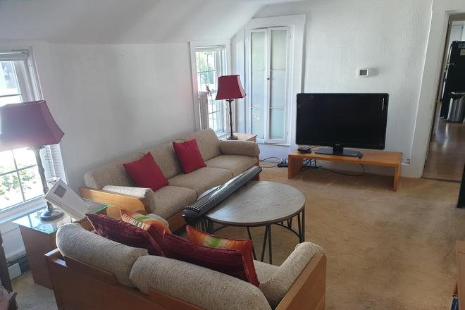 Living areaz - Male Preferred -Unique Scholarly Room Available  in shared apartment; $900 includes all utilities