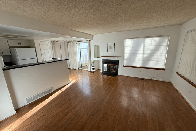 2 - AVAILABLE NOW!: 4875 White Rock Cir #C Condo